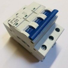 LCB45-3C25 автоматичний вимикач 25A 230V 3 полюси тип C 4.5kA малогабаритний