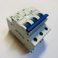 LCB45-3C20 автоматичний вимикач 20A 230V 3 полюси тип C 4.5kA малогабаритний